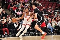 Bulls trade former Arizona wing Dalen Terry to Knicks