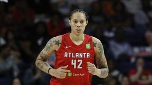 Brittney Griner Returns To Phoenix In Emotional WNBA Reunion
