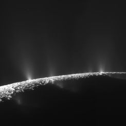 Cassini Flyby Shows Enceladus Venting