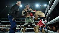 Tszyu 'back with a bang' as American star cops hammering
