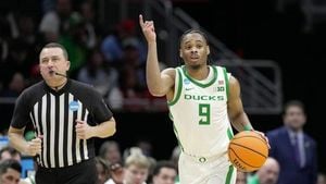 Oregon Ducks Dominate Liberty Flames In March Madness Opener