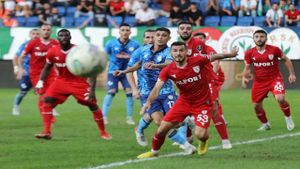 Samsunspor Squanders Lead, Falls 2-3 To Rizespor