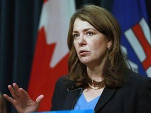 Alberta Premier Demands Federal Action On Oil And Gas Policies