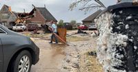TORNADO DAMAGE: Homes damaged in Owasso