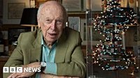 James Watson: DNA pioneer dies at 97