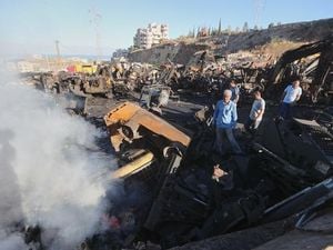 Israeli Airstrikes Rock South Lebanon After Ceasefire