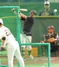 【巨人】吉川尚輝が第９２代４番　緊急昇格の坂本勇人は「７番・三塁」…阪神戦スタメン発表|au Webポータル