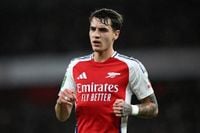 Marseille considering move for Arsenal's Jakub Kiwior - Get French Football News