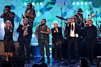 Joe Cocker All-Star Jam Closes 2025 Rock Hall Ceremony