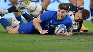 France Dominates Italy 73-24 To Rebound In Six Nations