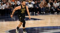 Warriors star Steph Curry 'crushed' by hamstring injury, unlikely to play in Game 2, per Steve Kerr