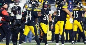 Steelers Edge Ravens In Thriller To Clinch AFC North