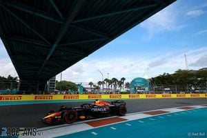 Norris Wins Miami Sprint Race Amid Safety Car Drama