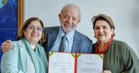 Lula demite Cida Gonçalves e anuncia Márcia Lopes como nova ministra das Mulheres