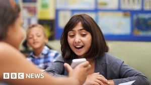 California Schools Face Smartphone Restrictions