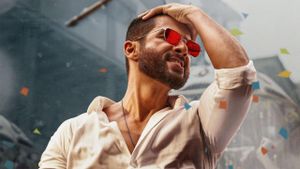 Shahid Kapoor's Deva Sparks Excitement At Theaters