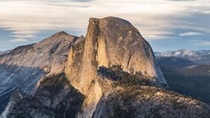 Yosemite BASE Jumpers Sentenced After Illegal Leaps