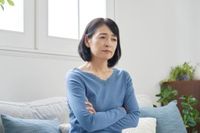 息子が通う大学が来年度から「大学無償化制度」の対象から外れると聞きました。対象から外された場合、在学生も制度支援を打ち切られるのですか？（ファイナンシャルフィールド） - Yahoo!ニュース