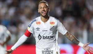 Santos Secures Semifinal Spot With 2-0 Win Over Bragantino