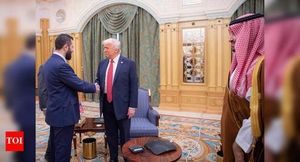 Trump Welcomes Syria’s Al-Sharaa To White House In Historic First