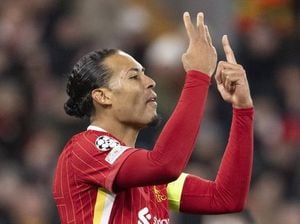 Virgil Van Dijk In Talks With PSG Amid Transfer Speculation