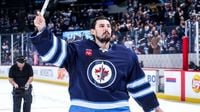 Jets' Hellebuyck pulls off rare Hart-Vezina double