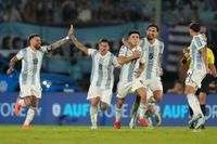 Argentina le ganó 1-0 a Uruguay y quedó a un paso de clasificarse al Mundial