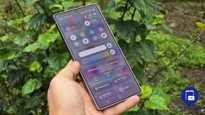 Apple And Samsung Face Off Over Smartphone Privacy