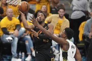 Cavaliers Rally Behind Mitchell To Defeat Pacers