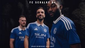 FC Schalke 04 Faces Critical Season Challenges