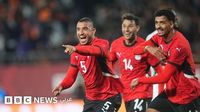كأس أمم أفريقيا: مصر تقصي حاملة اللقب ساحل العاج وتحجز آخر مقعد في نصف النهائي، وخروج الجزائر أمام نيجيريا - BBC News عربي