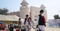 Indian Sikh pilgrims enter Pakistan, first crossing since May conflict - UCA News