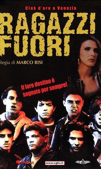 Ragazzi fuori