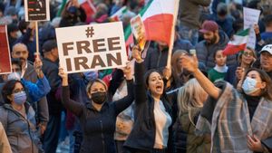 Iranian Protests Surge Amid Government Crackdowns