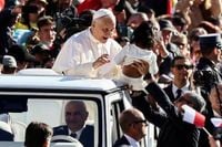 Pope Leo tells US bishops to address Trump’s immigration crackdown - Hawaii Tribune-Herald
