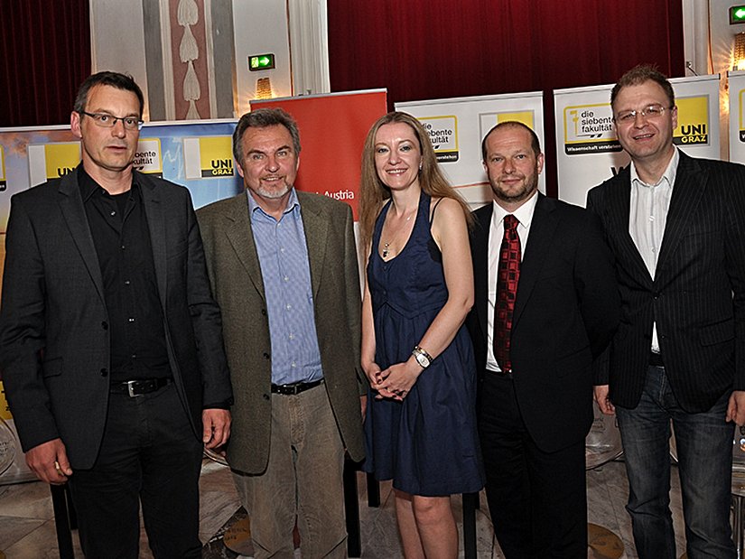 Heribert Illig (Soldan II.), Hayalet Zaman Hipotezi'nin kurucusu.