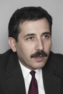 Semih Evin