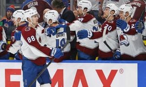 Avalanche Smashes Devils 5-1 Behind MacKinnon's Power Plays