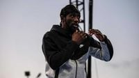 Terence Crawford Reacts To Keyshawn Davis Missing Weight As Edwin de Los Santos Fight Gets Cancelled