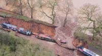 Giant Shropshire sinkhole collapses canal and strands narrowboats