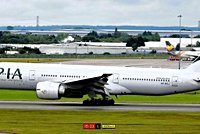 PIA resumes UK flights after five year ban