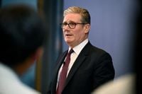 Starmer urges momentum be seized for second phase of peace amid Gaza summit