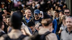 Kitlelerin Gücü Adına