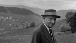 Martin Heidegger ve Heisenberg Mektuplaşmaları : Bilim Üzerine İki Sorgulama