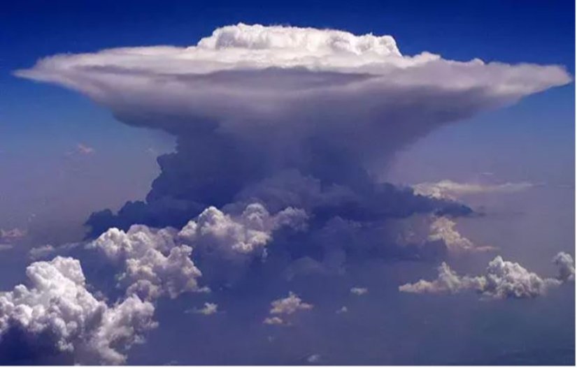 Kümülanimbus bulutu