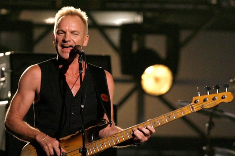 Dünyaca ünlü İngiliz sanatçı Sting, bipolar bozukluğu olan ünlüler arasında. Birçoğumuzun daha kendine has ve sakin dönemlerine denk geldiğimiz Sting, Police grubunun solisti iken oldukça farklı bir hayata sahipti. 1996 yılında Live! dergisine röportaj veren Sting, Police döneminde kendini intihara kadar sürükleyen bir manik depresif durumu içerisinde olduğunu açıklamıştı.