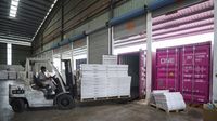 AP PHOTOS: Furniture exporters in Malaysia race to beat Trump's 90-day tariff window