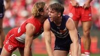 AFL LIVE: Swans desperate to avoid 0-3 hole as Freo unleashes star recruit