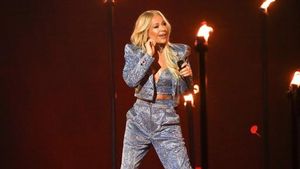 Michelle Shines At Schlag Den Star After Canceling Cologne Show
