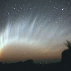 McNaught Kuyrukluyıldızının Sihirli Kuyruğu